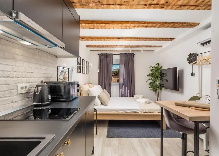 Grota Apartment In The Center 2